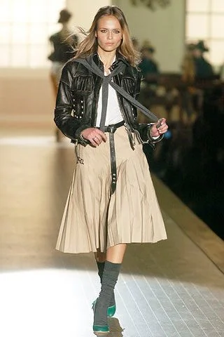 Look 3